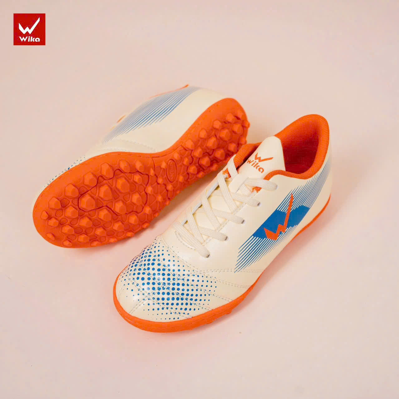 Giày bóng đá Wika Cam Loang